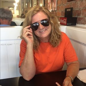 Meet your Posher, Joanna